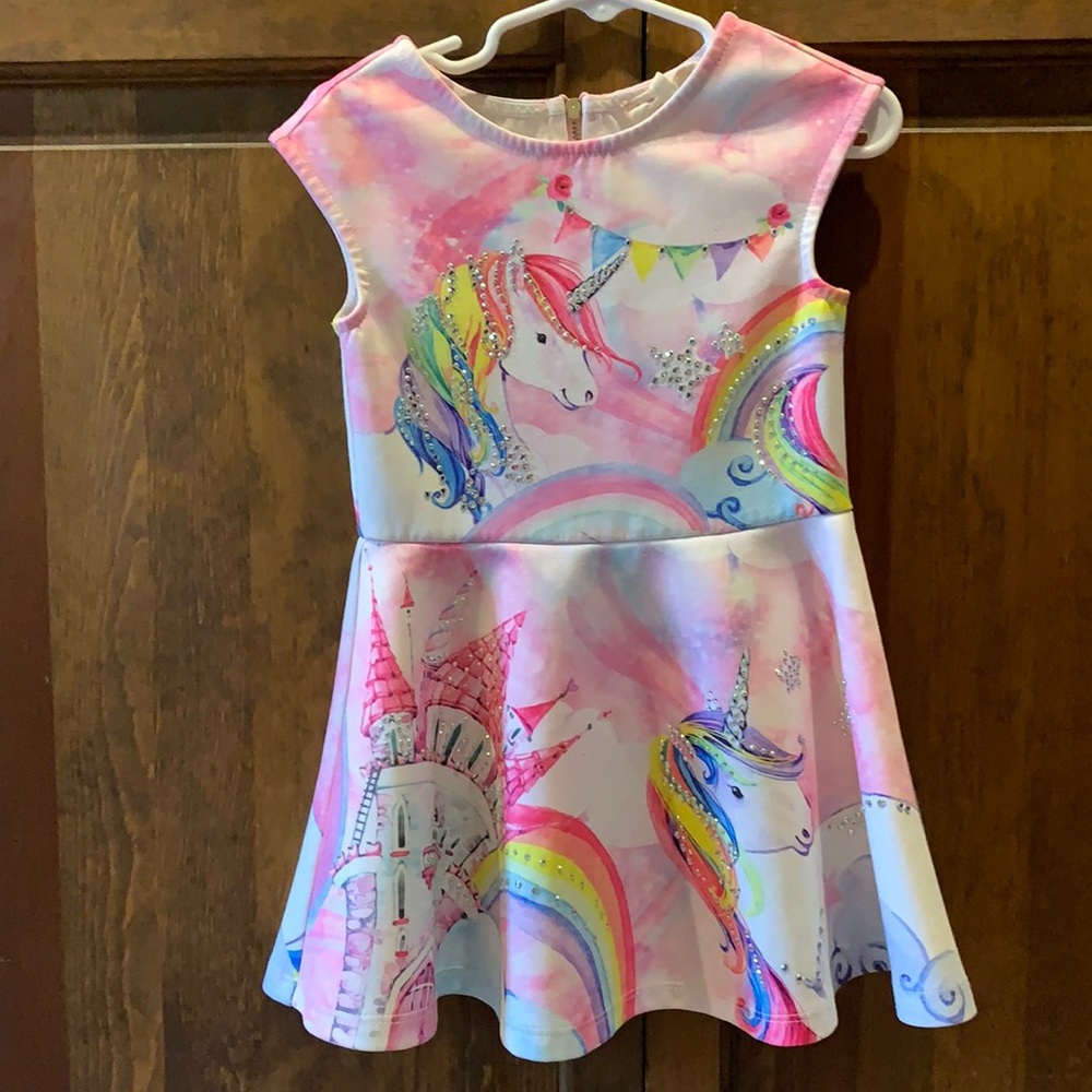 Girls dress